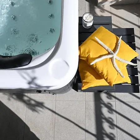 Apartment Fl 3 Ta'lonza Luxury With Hot Tub By Homely *