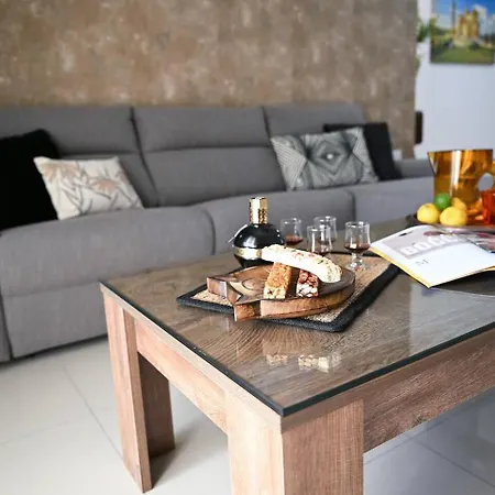 Fl 3 Ta'lonza Luxury With Hot Tub By Homely Apartment *