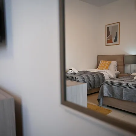 Fl 3 Ta'lonza Luxury With Hot Tub By Homely Apartment *
