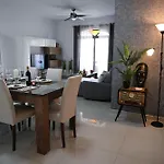 Fl 3 Ta'lonza Luxury With Hot Tub By Homely *