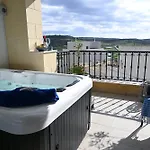 Fl 3 Ta'lonza Luxury With Hot Tub By Homely メーリッハ