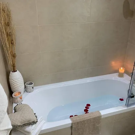 Apartament Fl 3 Ta'lonza Luxury With Hot Tub By Homely Mellieħa
