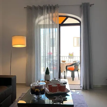Fl 3 Ta'lonza Luxury With Hot Tub By Homely Apartman Mellieħa