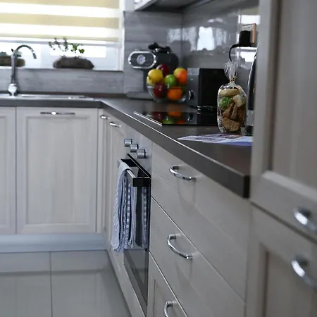 Fl 3 Ta'lonza Luxury With Hot Tub By Homely *