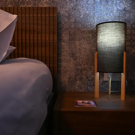 Fl 3 Ta'lonza Luxury With Hot Tub By Homely