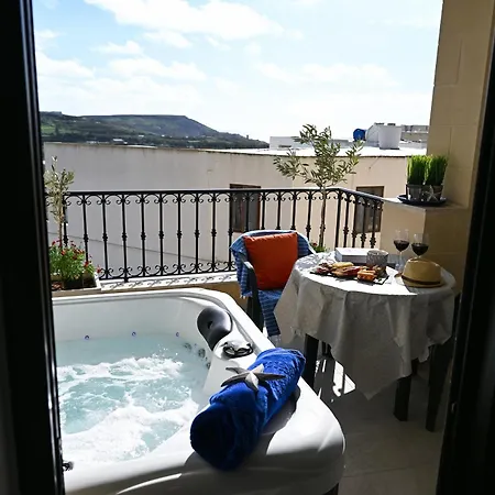 Apartament Fl 3 Ta'lonza Luxury With Hot Tub By Homely Mellieħa