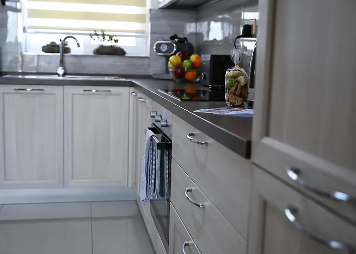 Fl 3 Ta'lonza Luxury With Hot Tub By Homely *