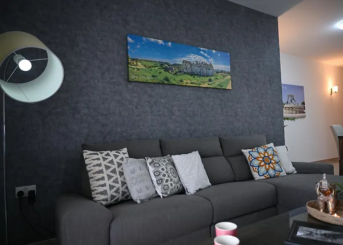 Fl 3 Ta'lonza Luxury With Hot Tub By Homely * Mellieħa